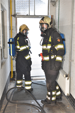 Oefening Kunststoffabriek Enitor Buitenpost